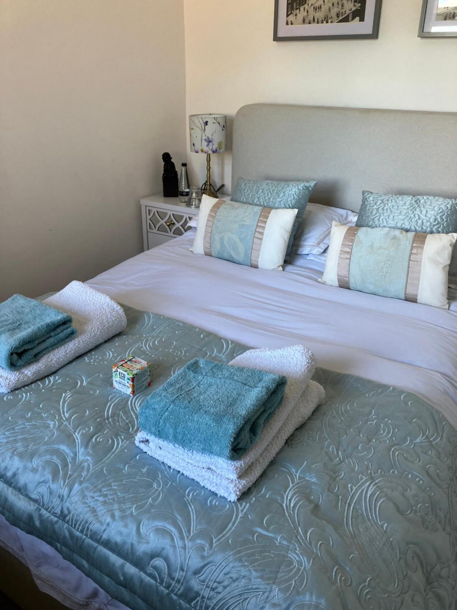 Our Beautifully Renovated Holiday home Chichester